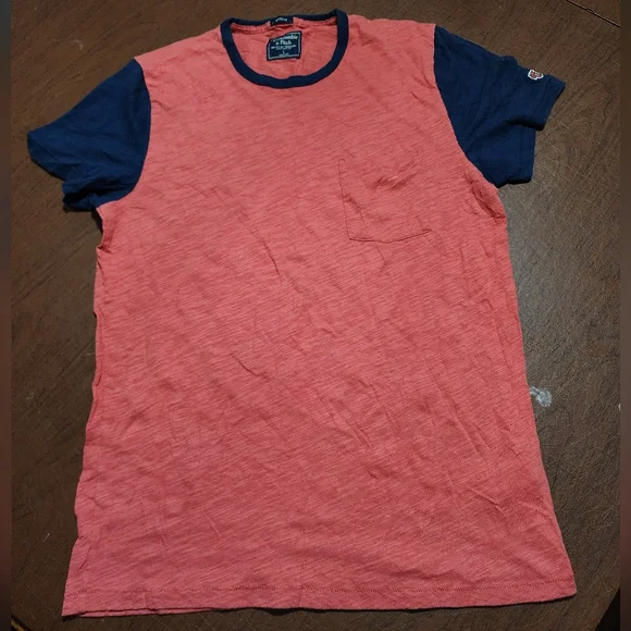 Abercrombie & Fitch Coral and Navy Tee Shirt - Picture 1 of 5